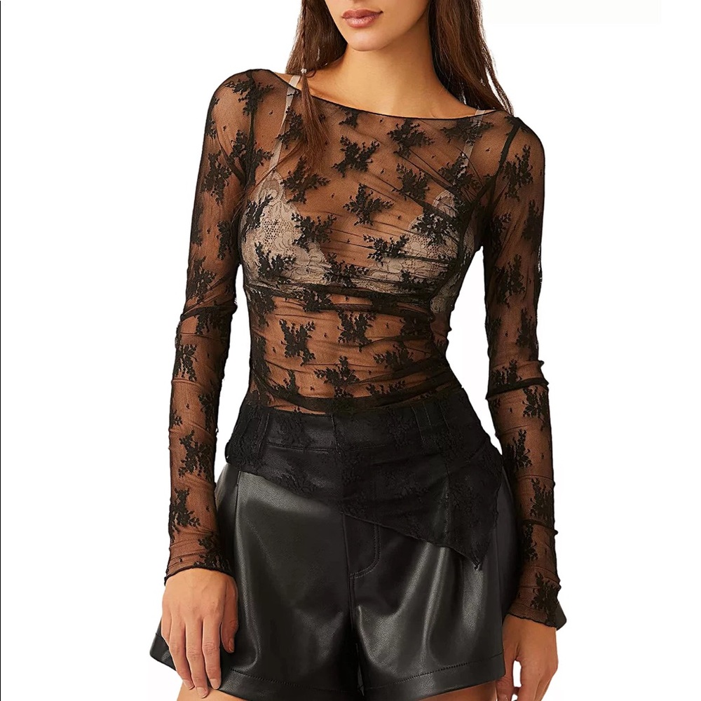 NWOT Free People Full Bloom Layer sz L